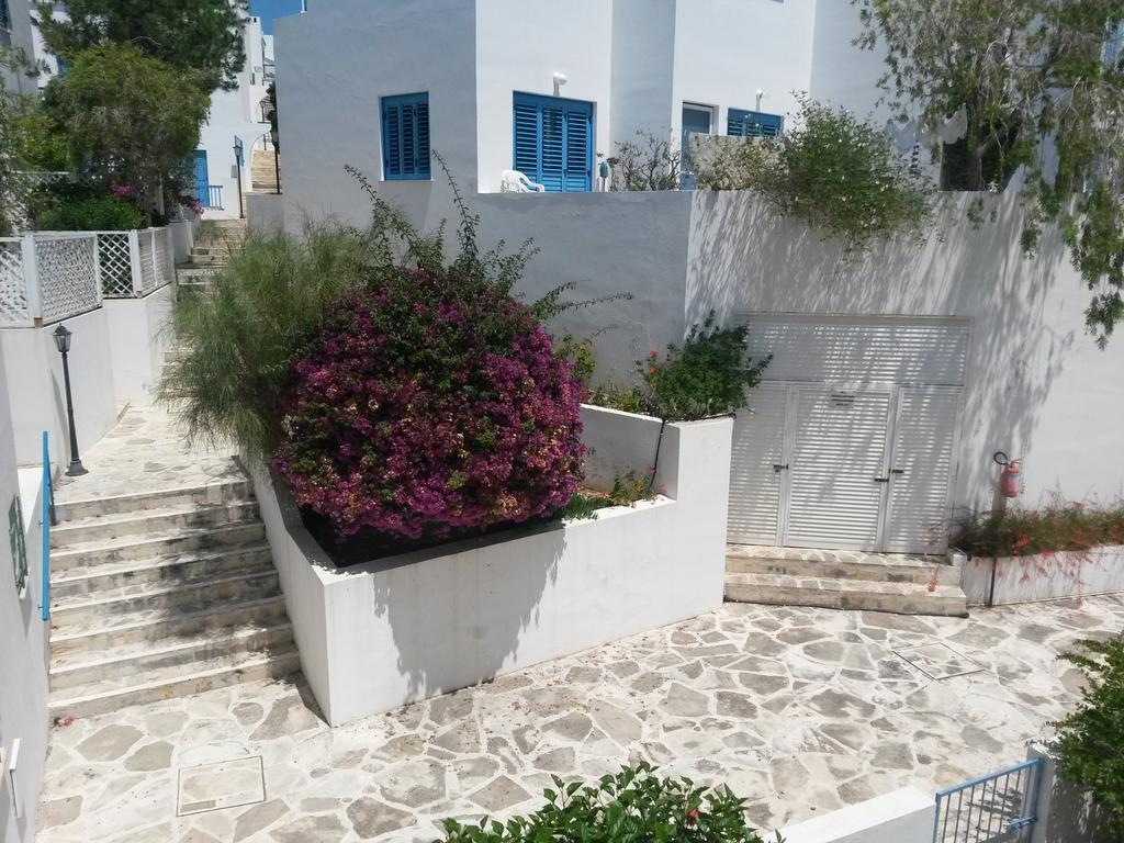 Ikaria Village Apt 201 Paphos Eksteriør bilde