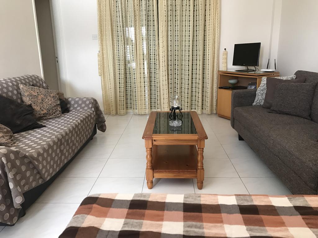 Ikaria Village Apt 201 Paphos Eksteriør bilde