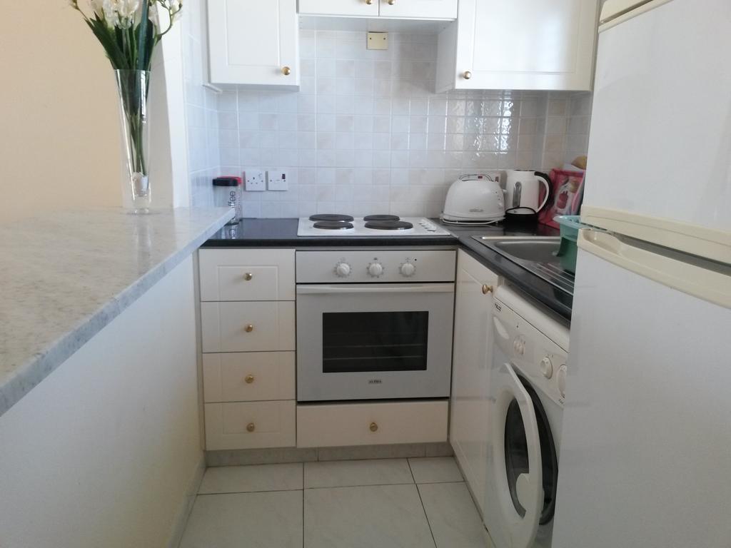 Ikaria Village Apt 201 Paphos Eksteriør bilde