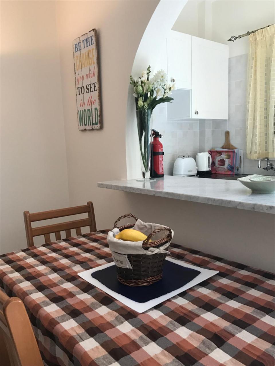 Ikaria Village Apt 201 Paphos Eksteriør bilde
